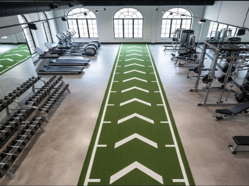 3D gym floor plan with traffic flow arrows